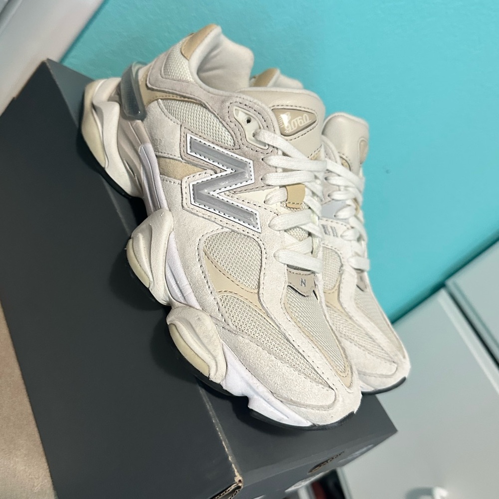 New Balance 9060 “Turtle Dove” 6.5 8